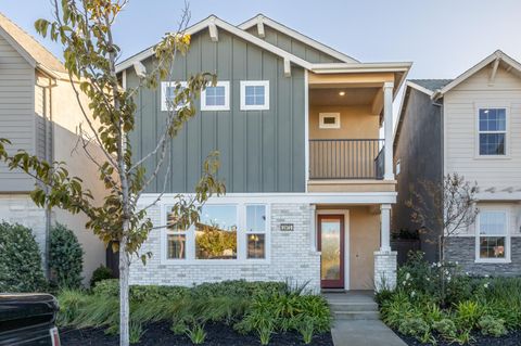 2972 Endsley Avenue Sacramento CA 95833