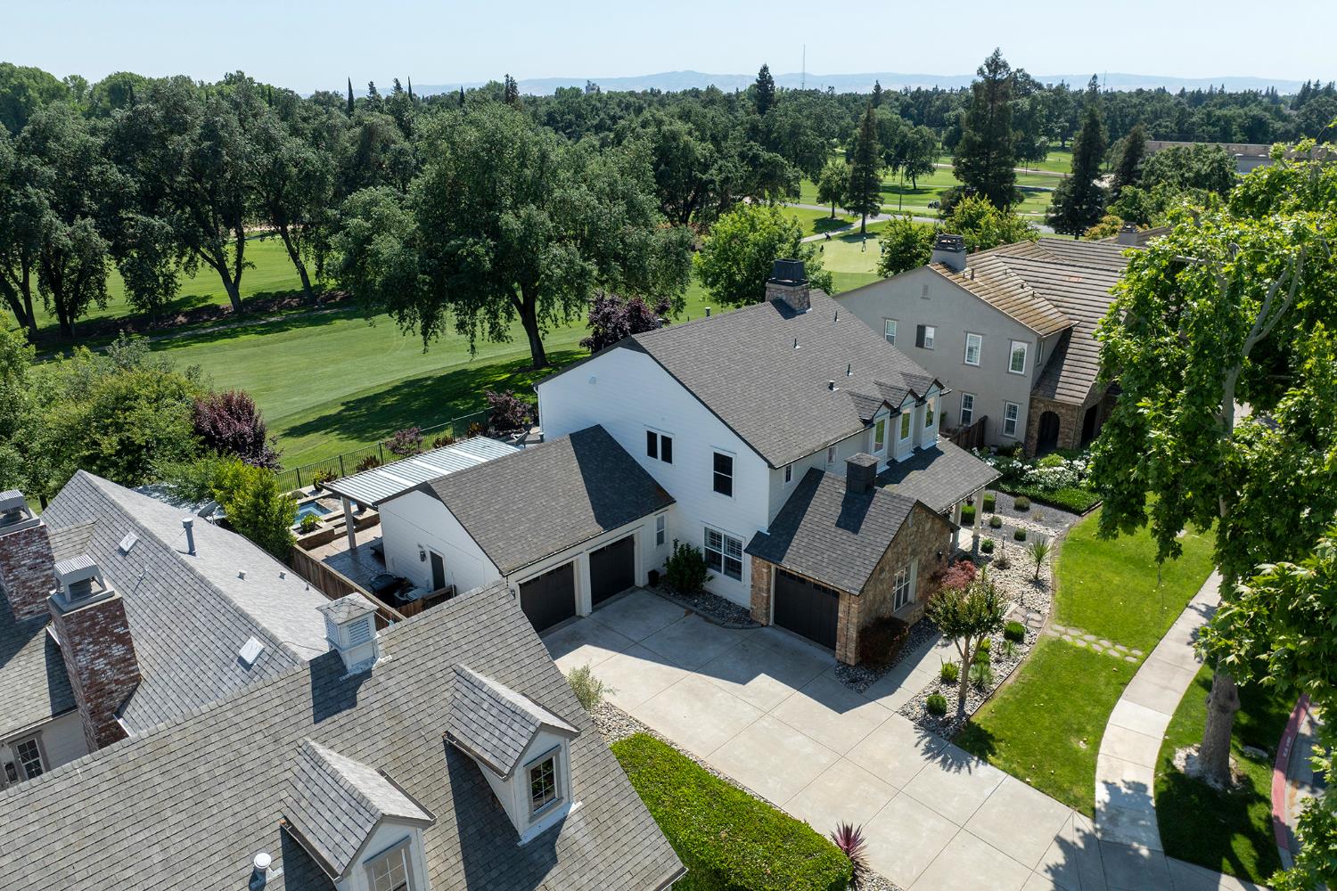 1682 Fairway Oaks Court