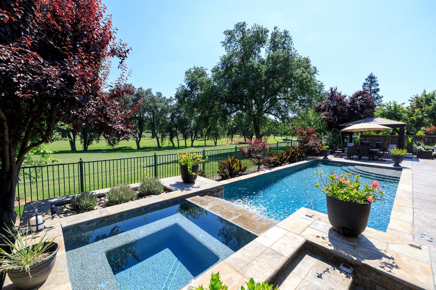 1682 Fairway Oaks Court