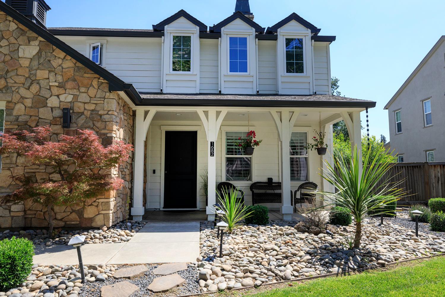 1682 Fairway Oaks Court