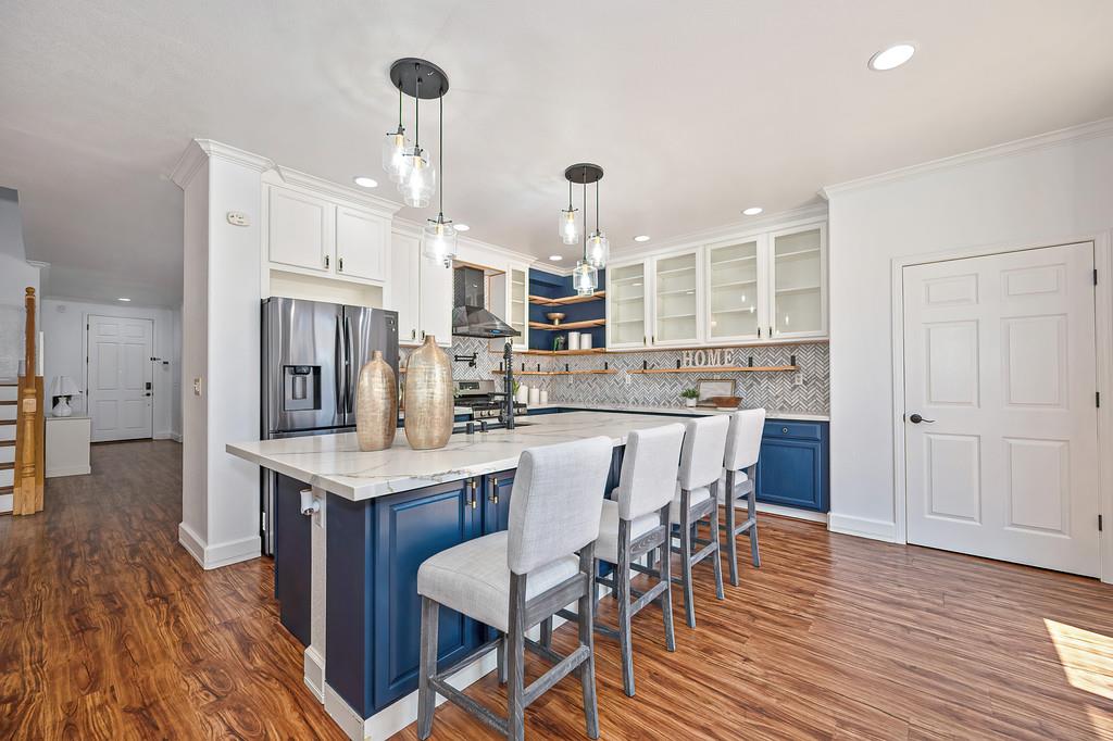 8832 Marlin Seas Court