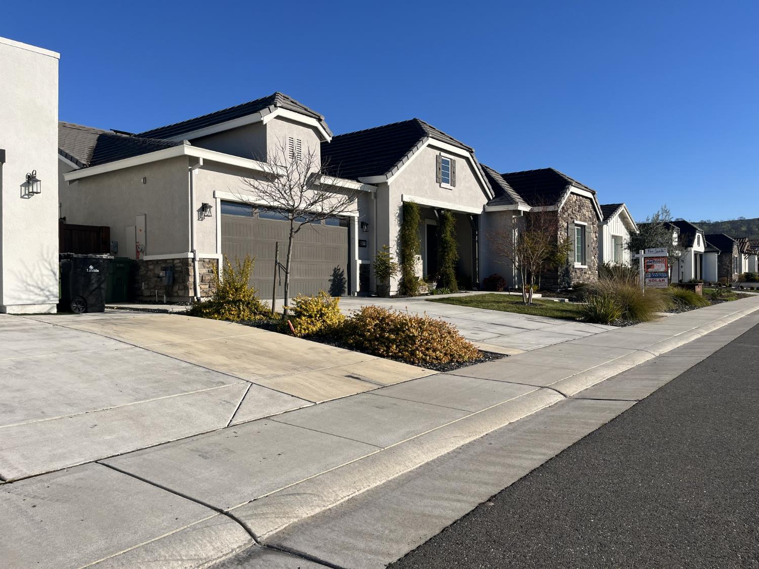 3078 Orange Grove Terrace