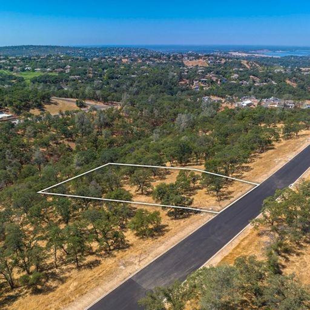 Photo of 6630 Western Sierra Way, El Dorado Hills, CA 95762 (MLS # 226021870)