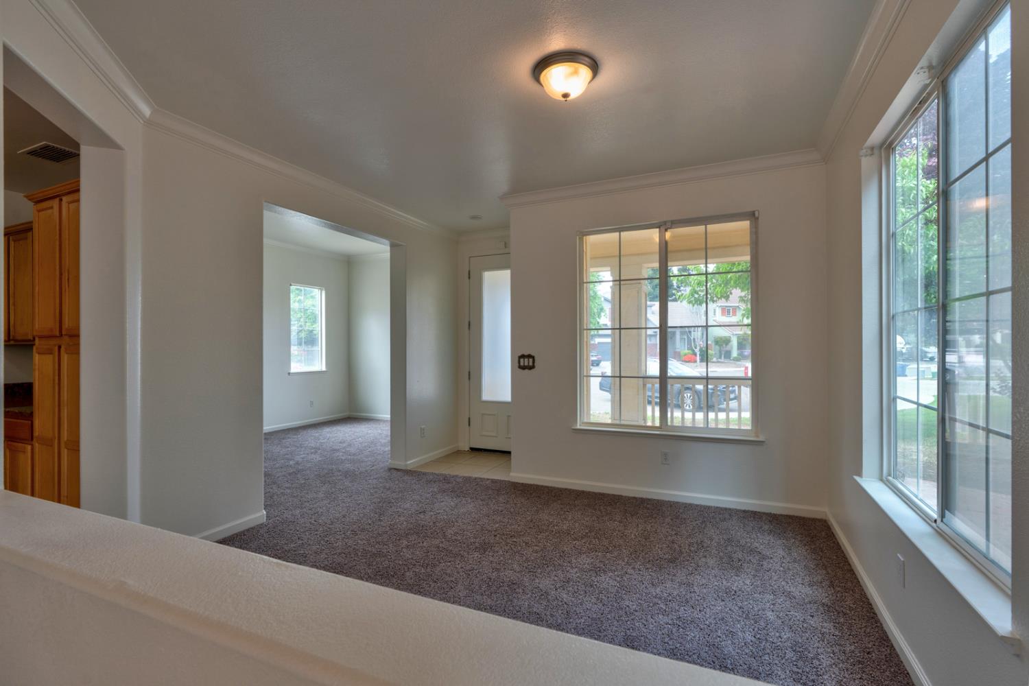 Picture for the property 226040351, 3 beds, 2 baths
