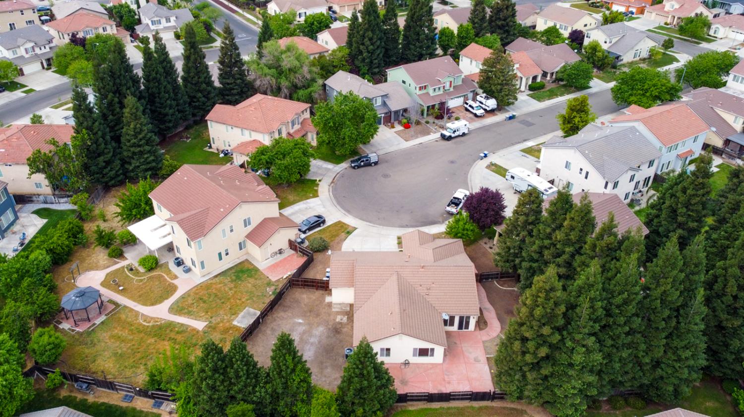Picture for the property 226040351, 3 beds, 2 baths