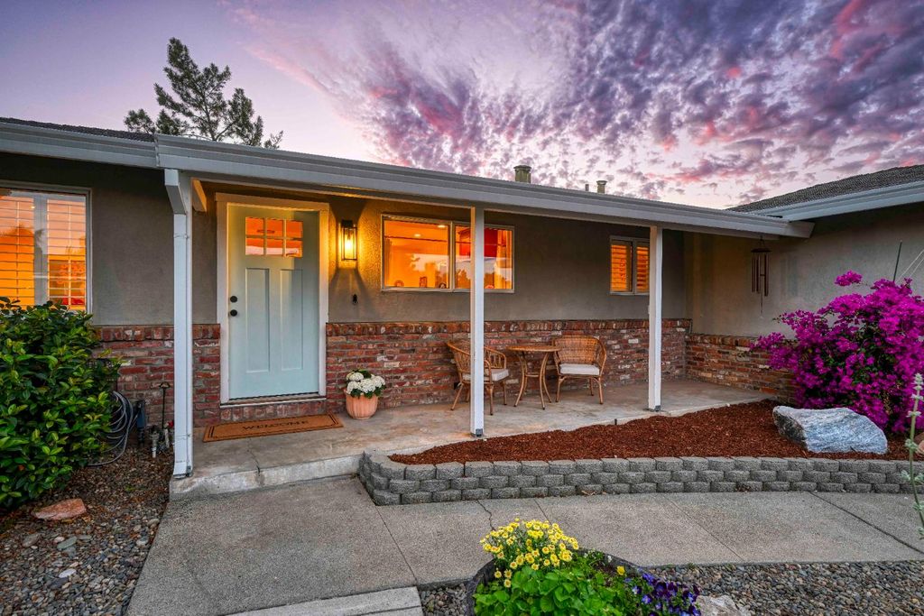 Photo of 5925 Ranger Way, Carmichael, CA 95608 (MLS # 226043642)