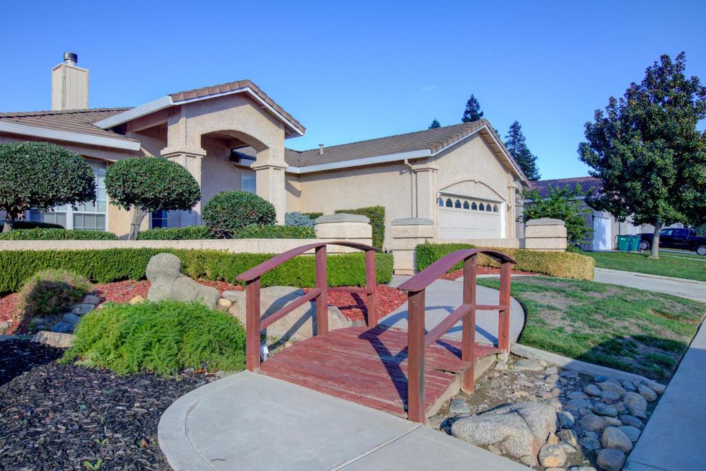 Photo of 2980 Autumn Drive, Merced, CA 95348 (MLS # 225146292)