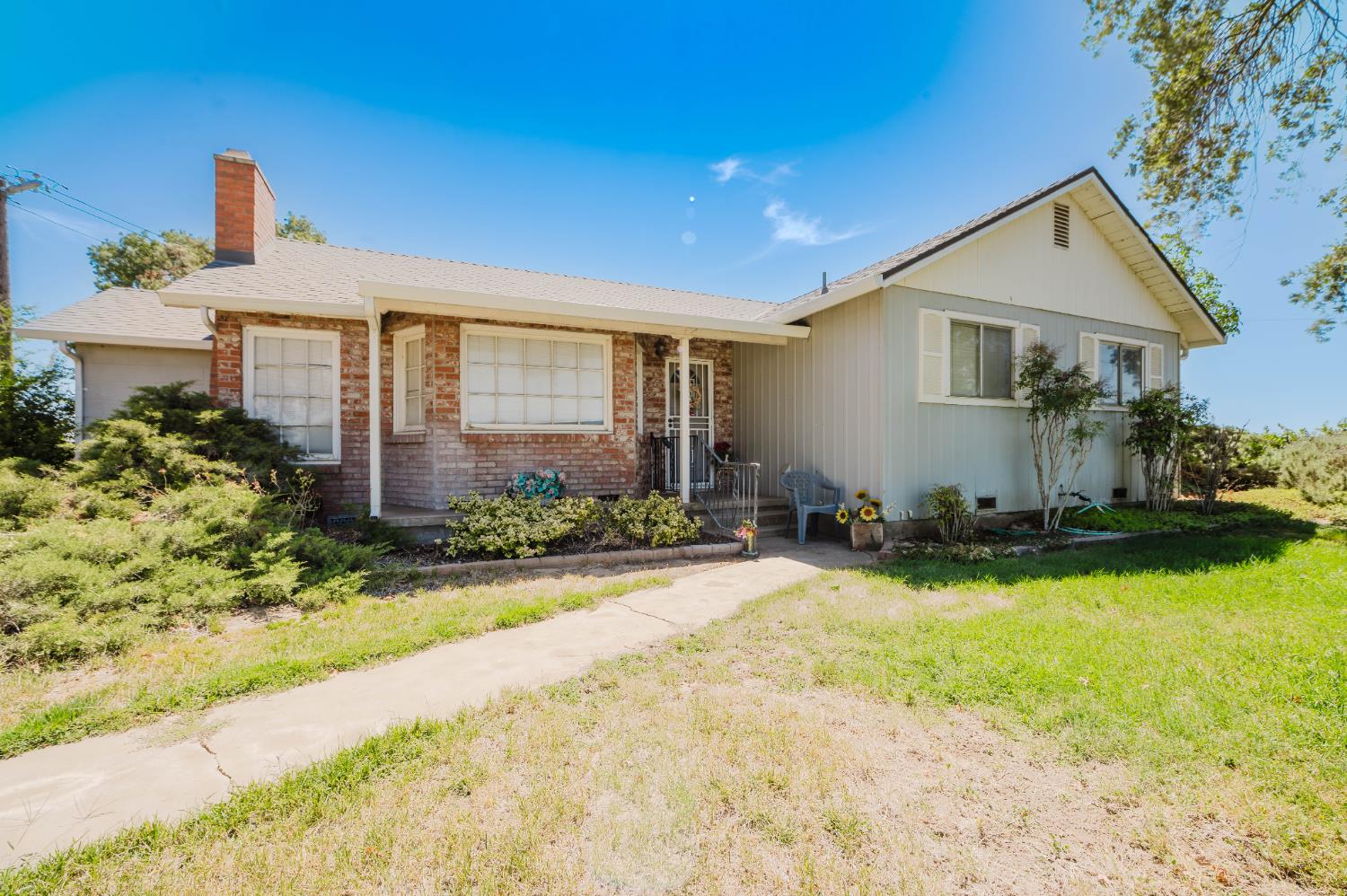 15840 N Devries Road 15740