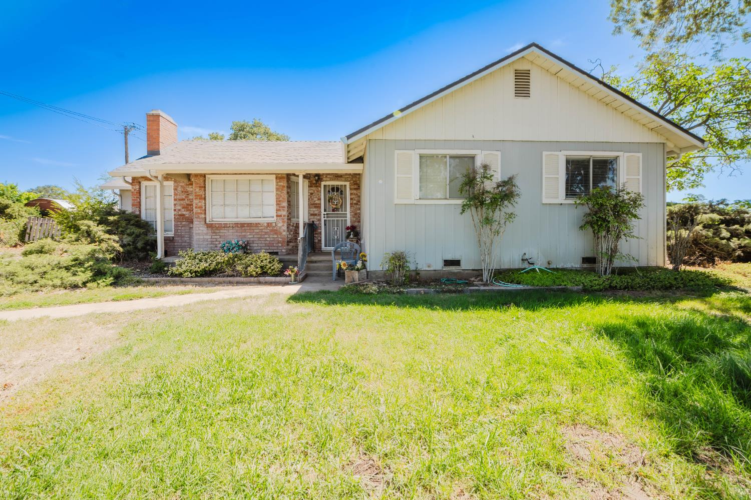 15840 N Devries Road 15740