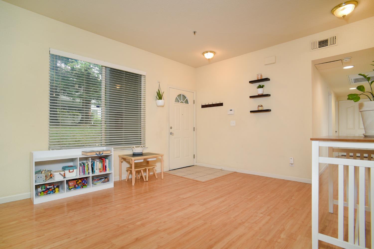 7311 York Town Place 807