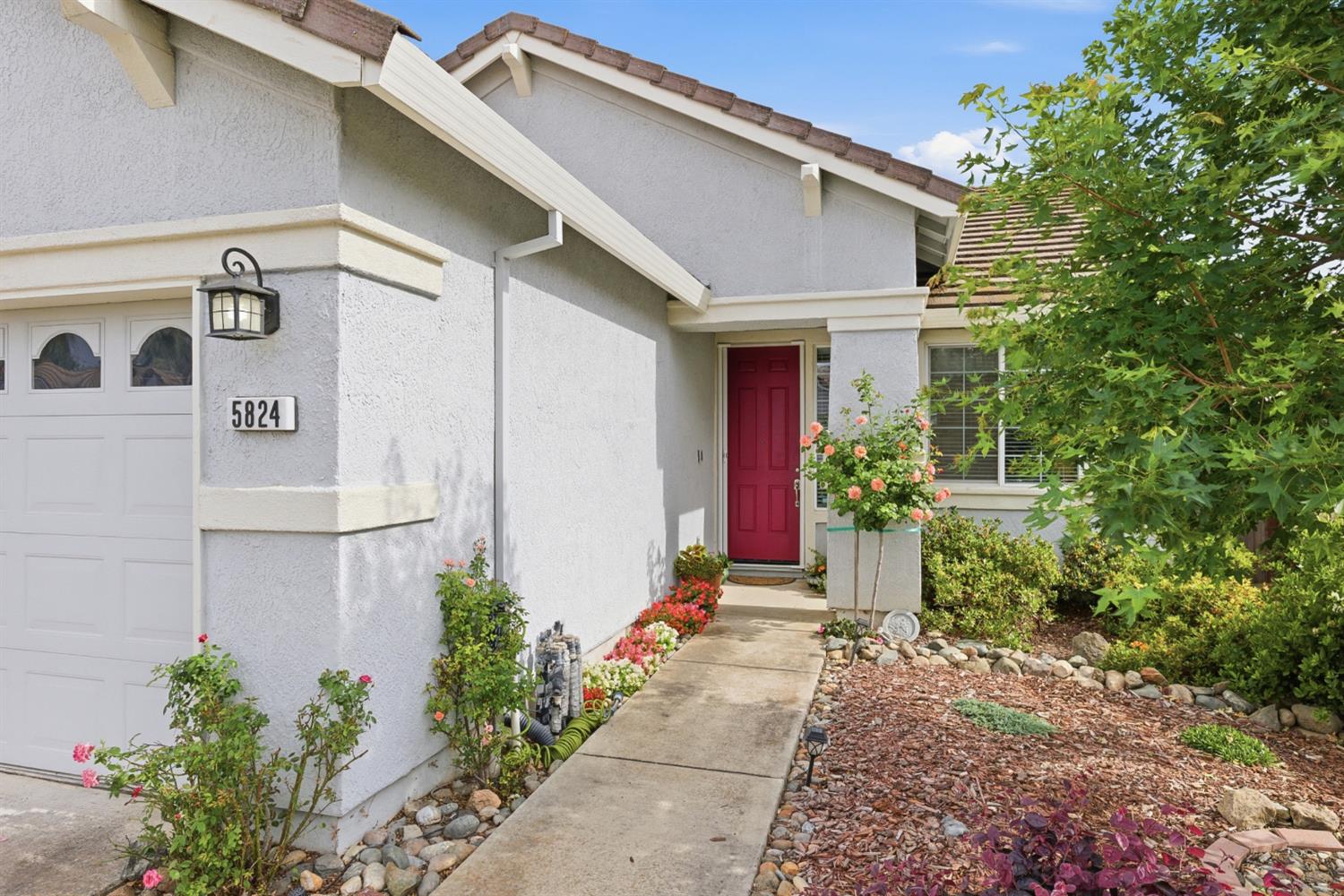 5824 Blue Beech Court