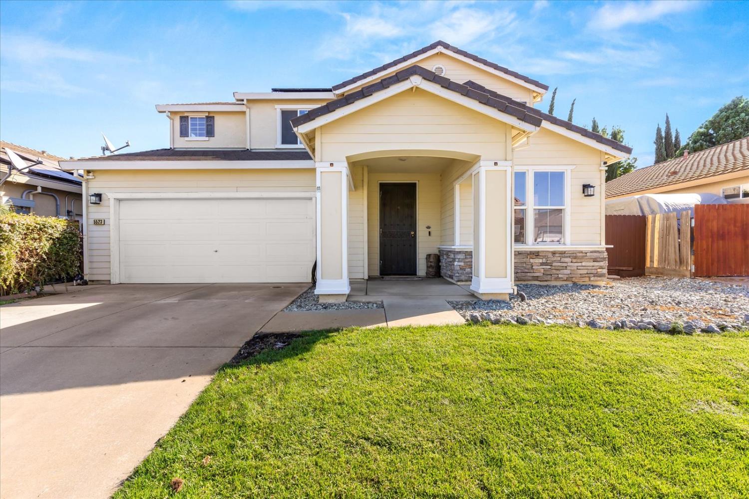 5523 Ravine