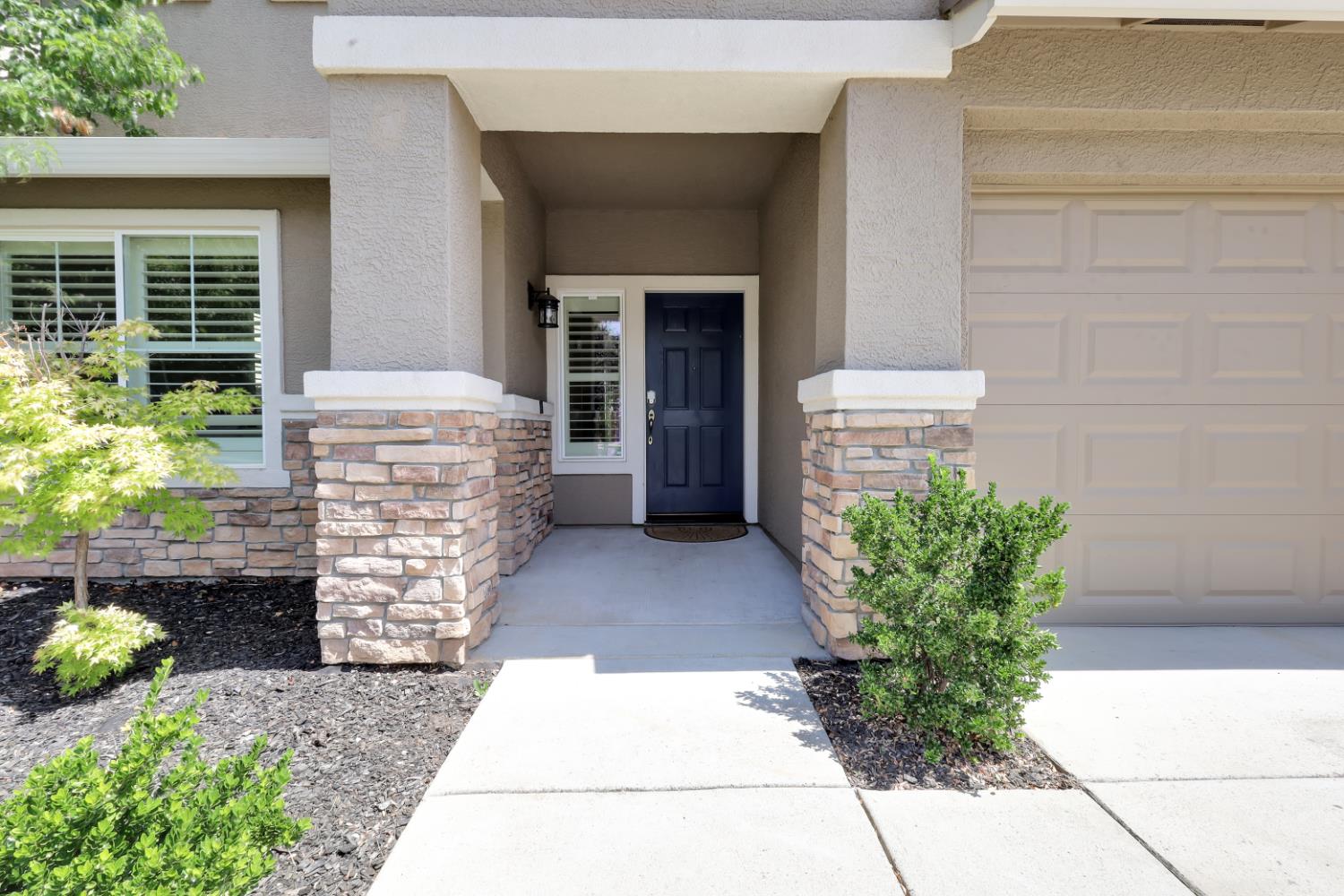 10112 Frank Greg Way
