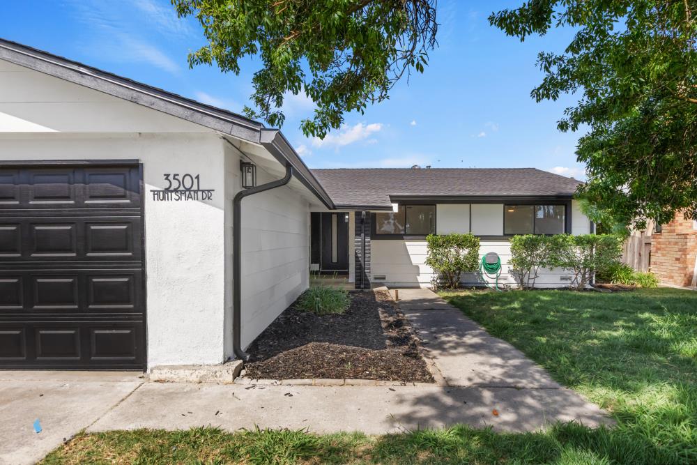 3501 Huntsman Drive