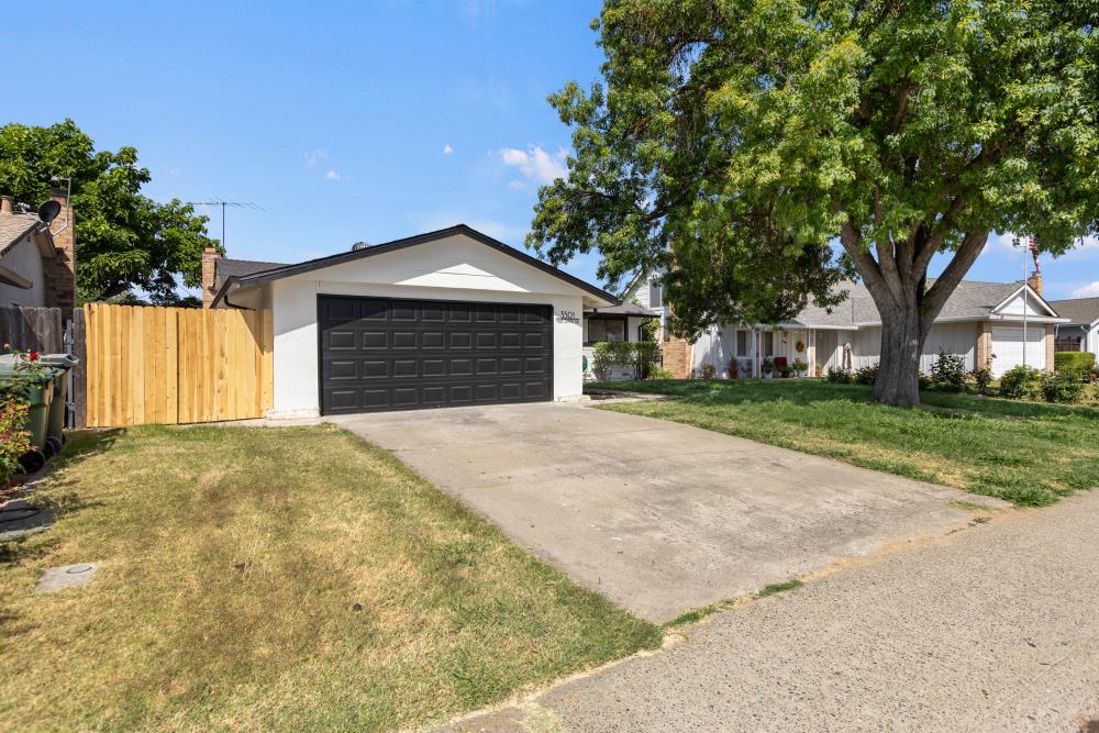 3501 Huntsman Drive