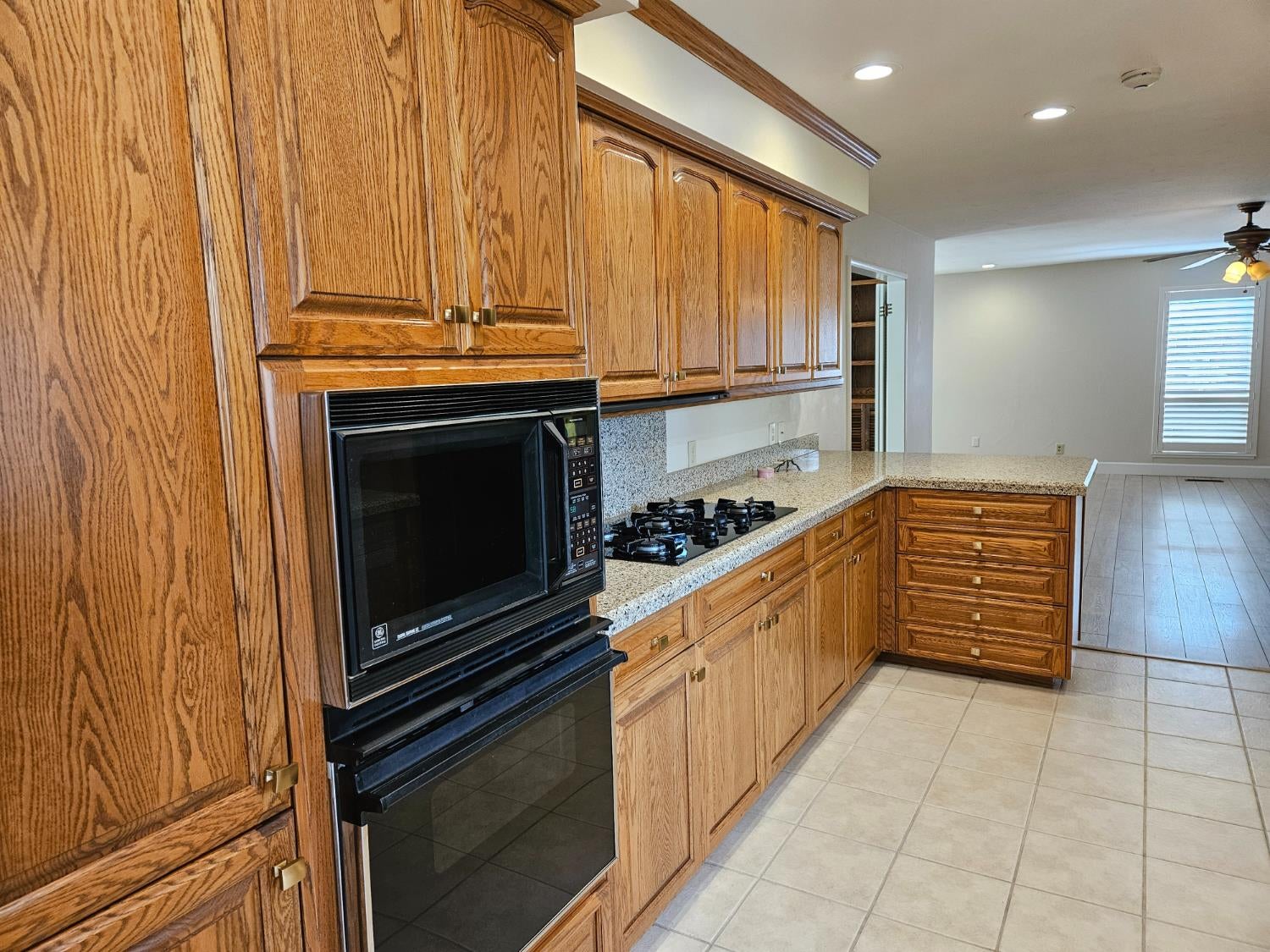 105 Toyon Drive