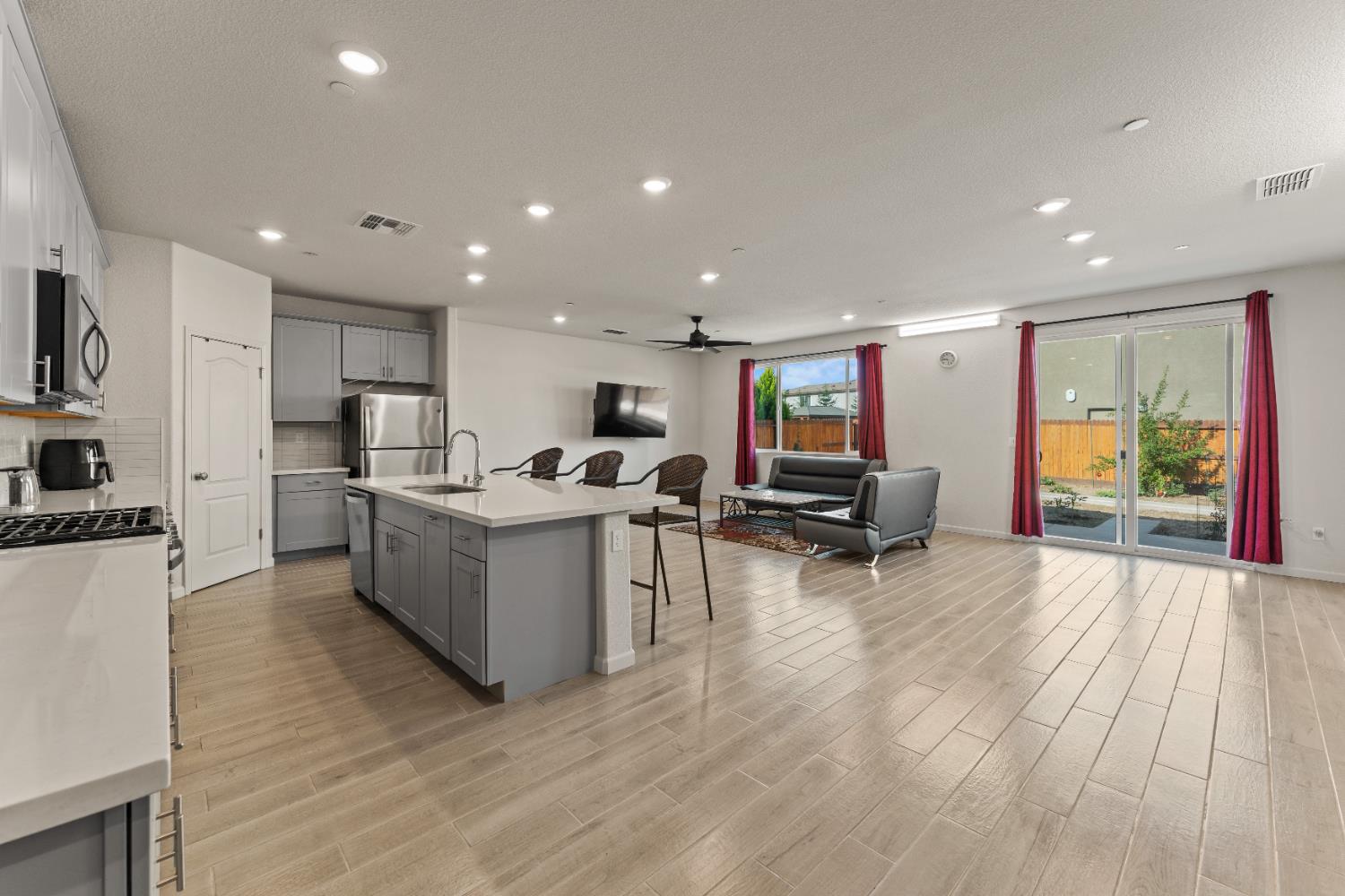 802 Berryessa Way