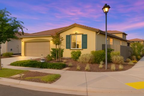 802 Berryessa Way Plumas Lake CA 95961