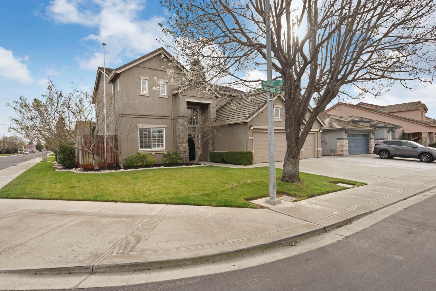 5504 Cypress Creek Way