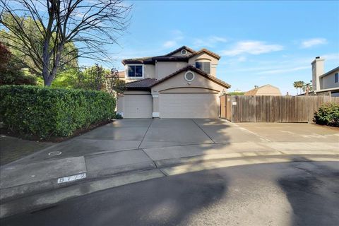 8772 Newry Court Elk Grove CA 95624