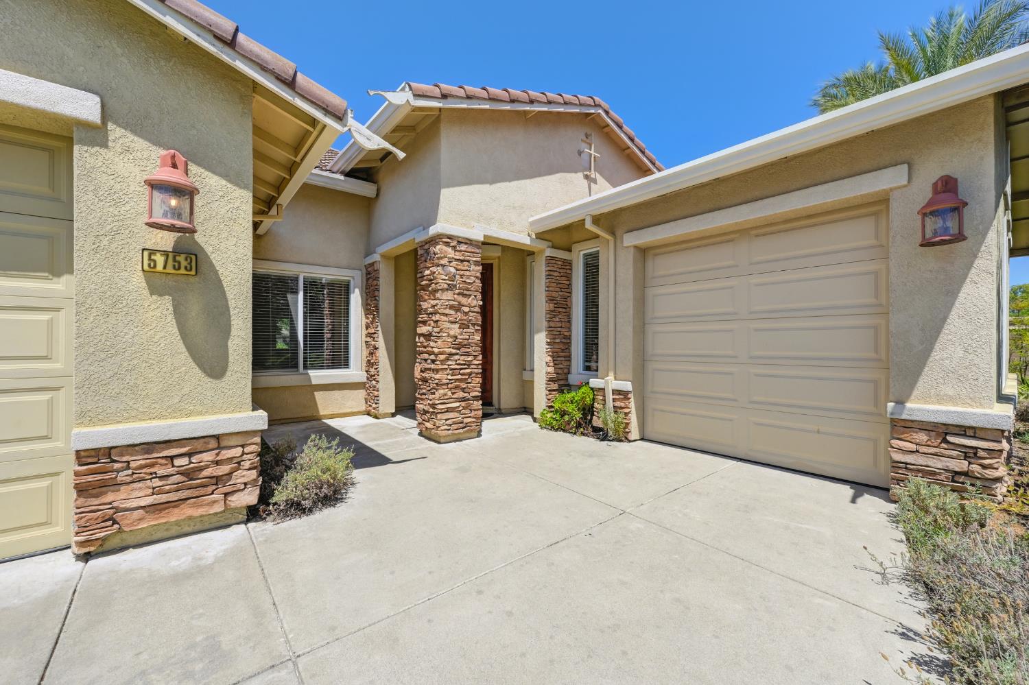 5753 Northborough Drive
