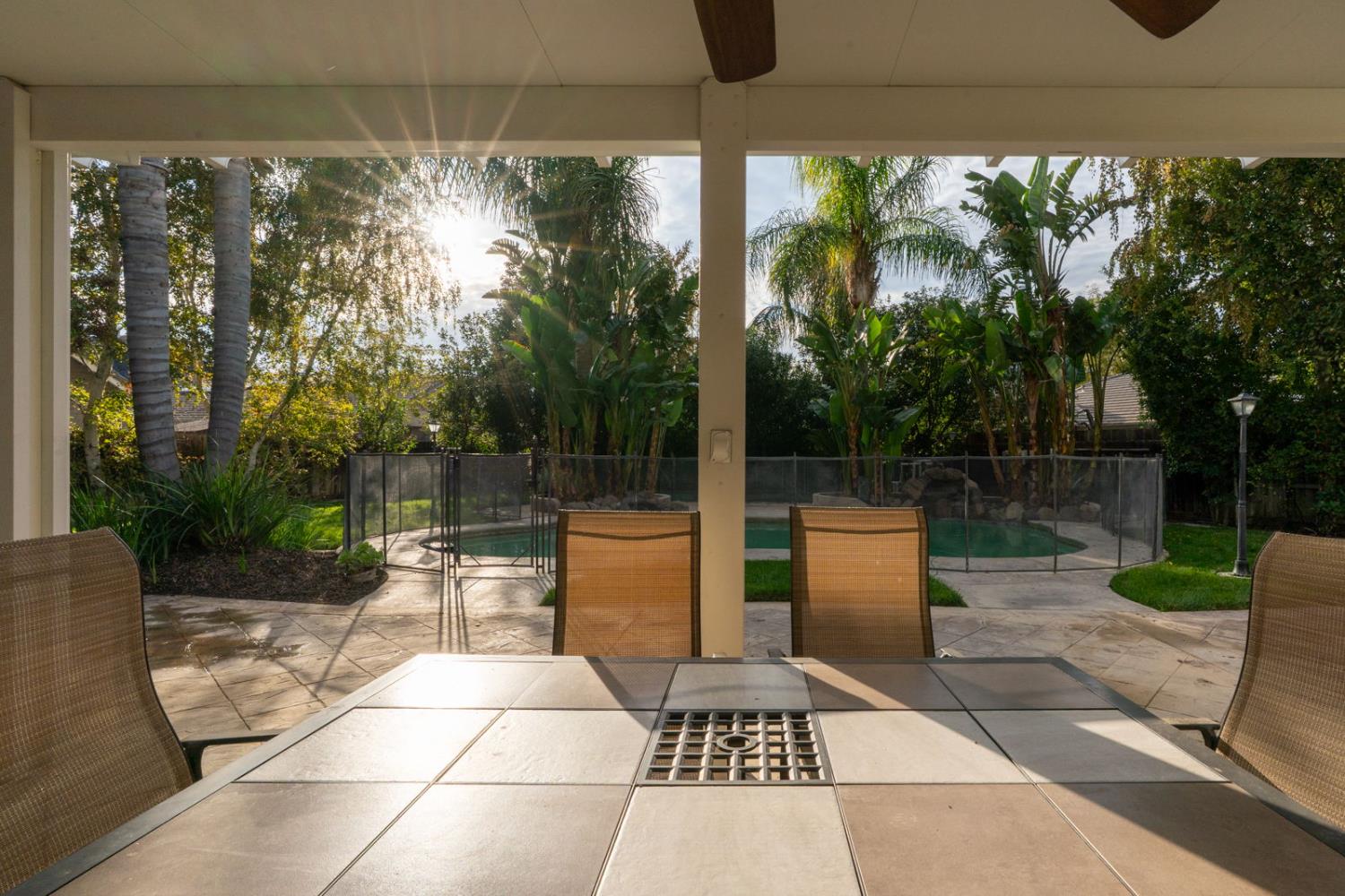 Los Banos, California 93635, United States, 4 Bedrooms Bedrooms, ,3 BathroomsBathrooms,Residential,Active,244294