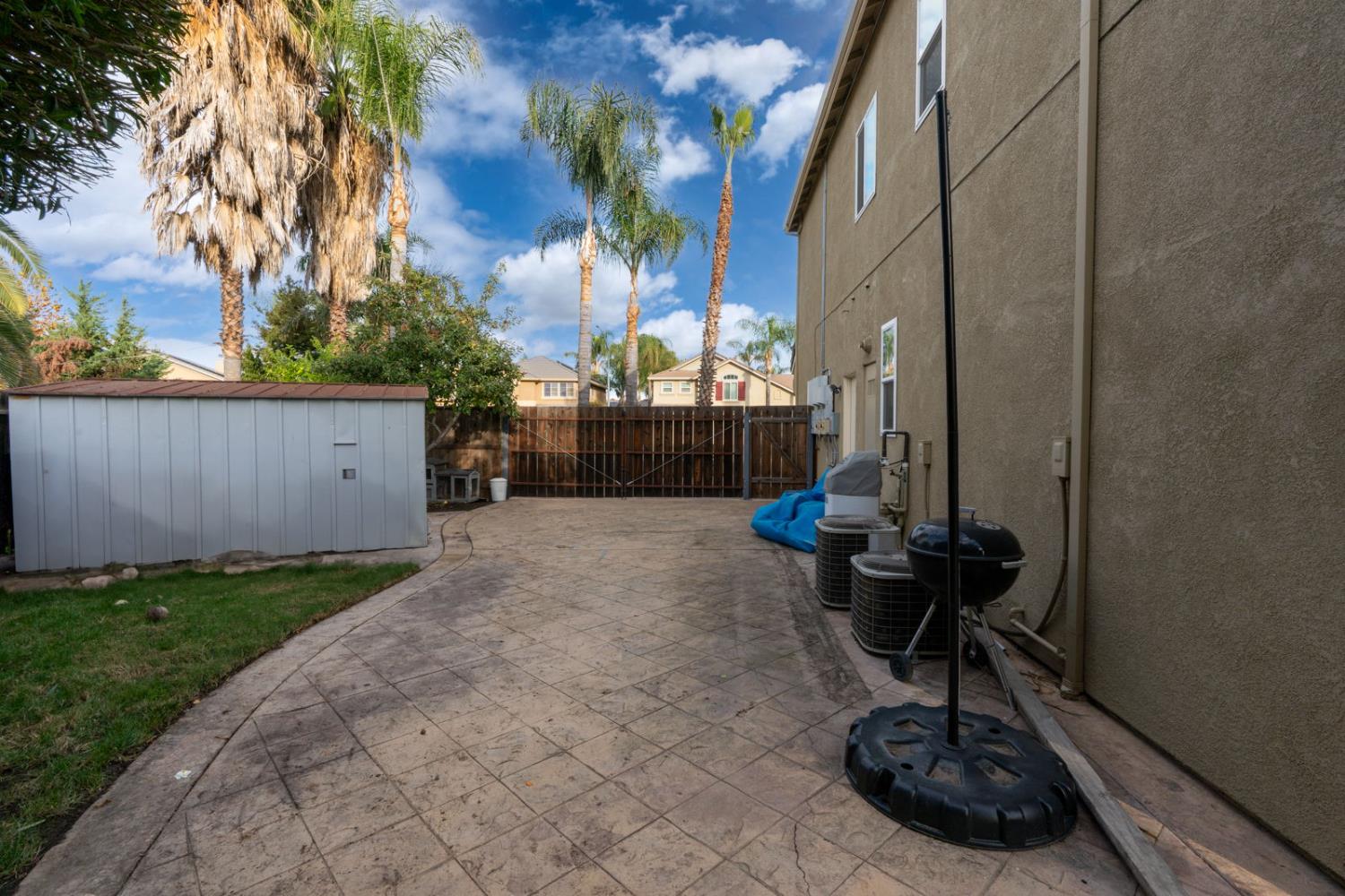 Los Banos, California 93635, United States, 4 Bedrooms Bedrooms, ,3 BathroomsBathrooms,Residential,Active,244294