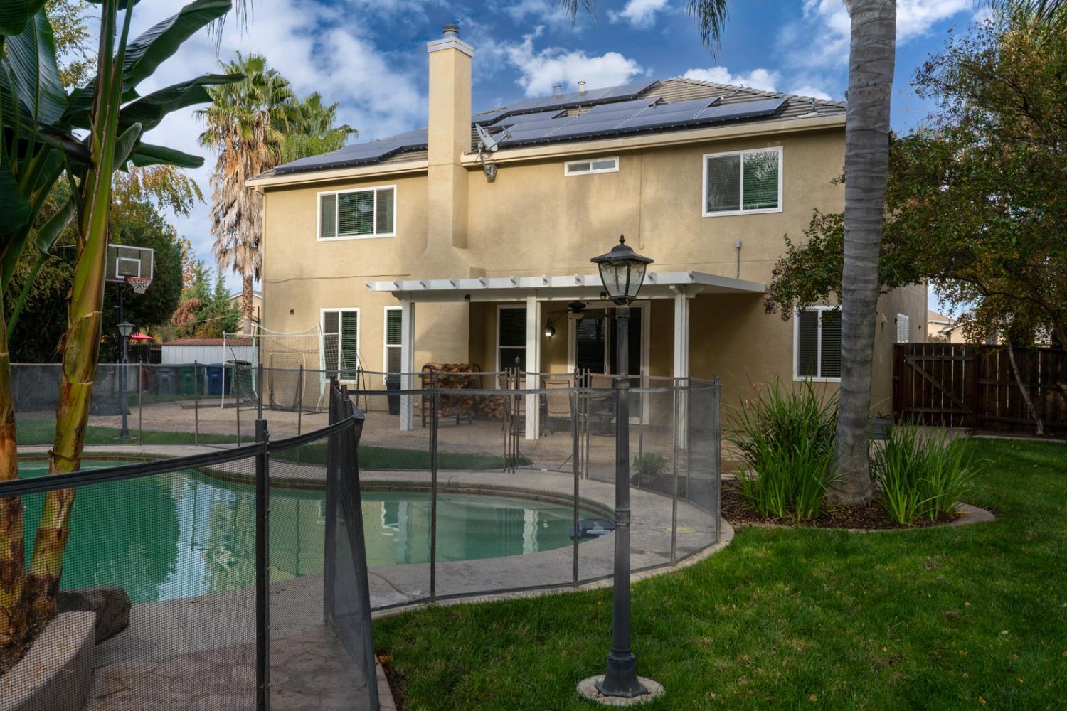 Los Banos, California 93635, United States, 4 Bedrooms Bedrooms, ,3 BathroomsBathrooms,Residential,Active,244294