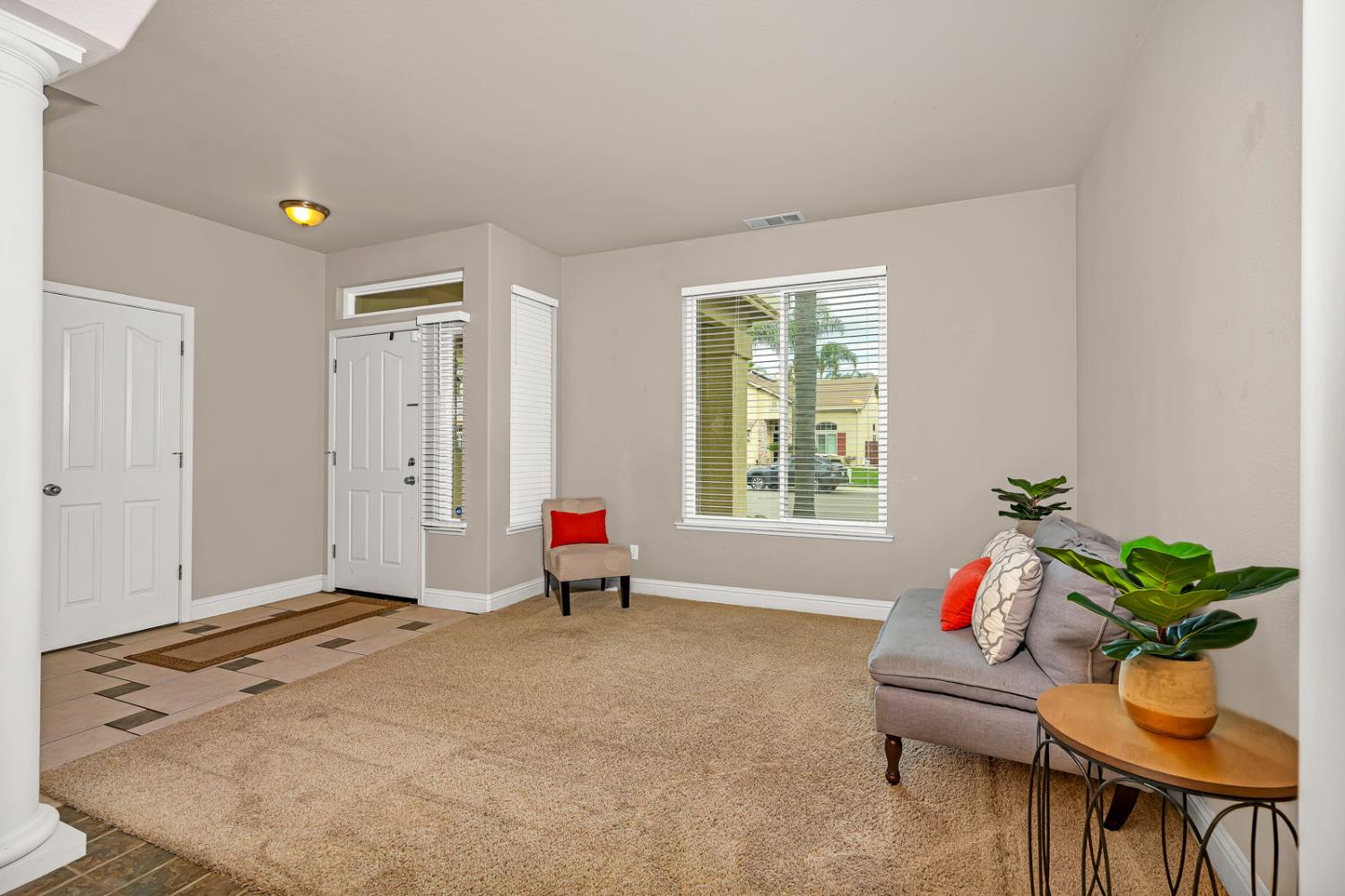 Los Banos, California 93635, United States, 4 Bedrooms Bedrooms, ,3 BathroomsBathrooms,Residential,Active,244294