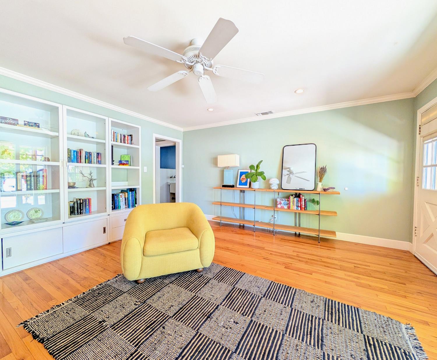 1135 Janey Way