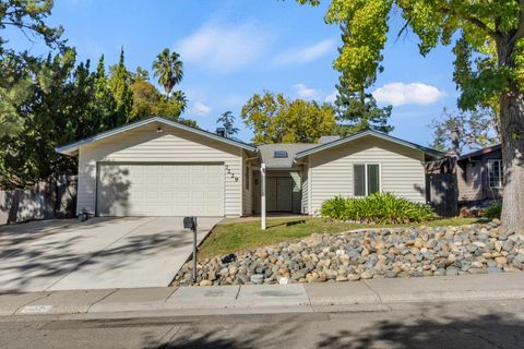 7229 Gail Way Fair Oaks CA 95628