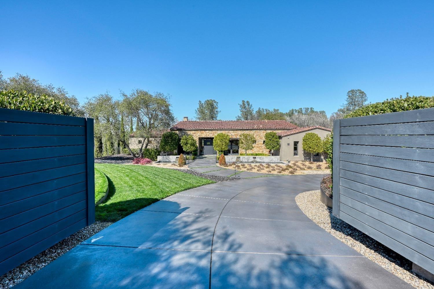 6505 Rutherford Canyon Road