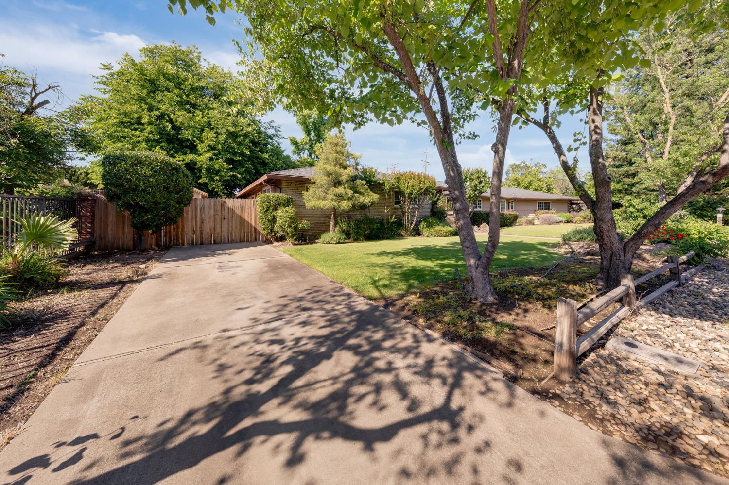 5437 Valhalla Drive