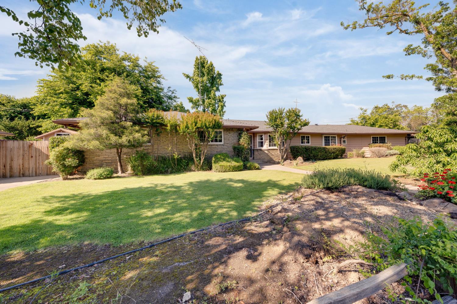 5437 Valhalla Drive