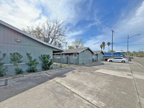 742 Bowles Street Sacramento CA 95815