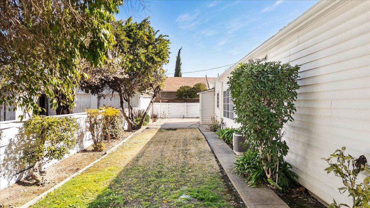 Los Banos, California 93635, United States, 2 Bedrooms Bedrooms, ,1 BathroomBathrooms,Residential,Pending,891