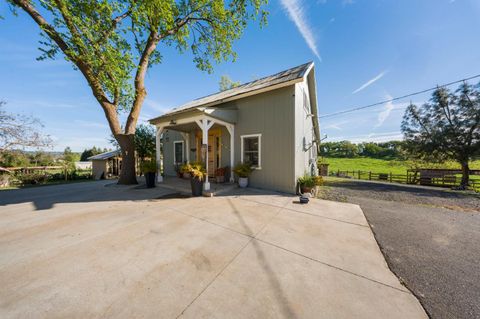 16561 Jacksonville Road Jamestown CA 95327