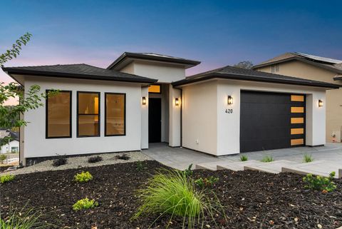 420 Miles Court Auburn CA 95603