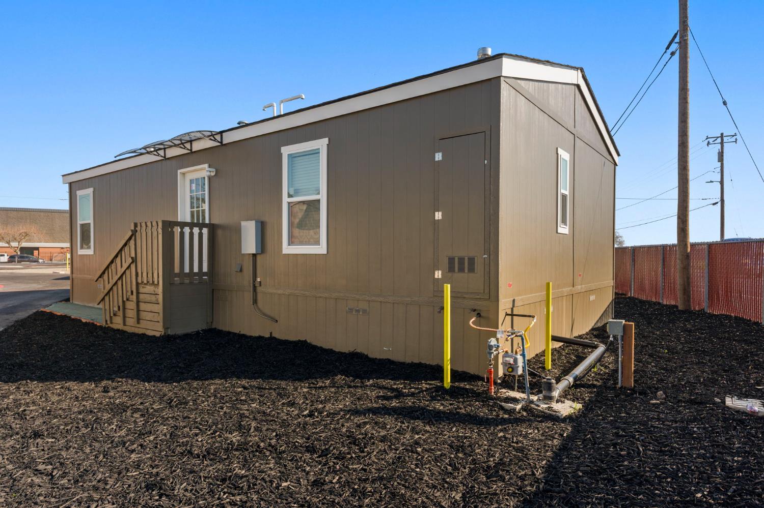 317 Moffat Boulevard 21