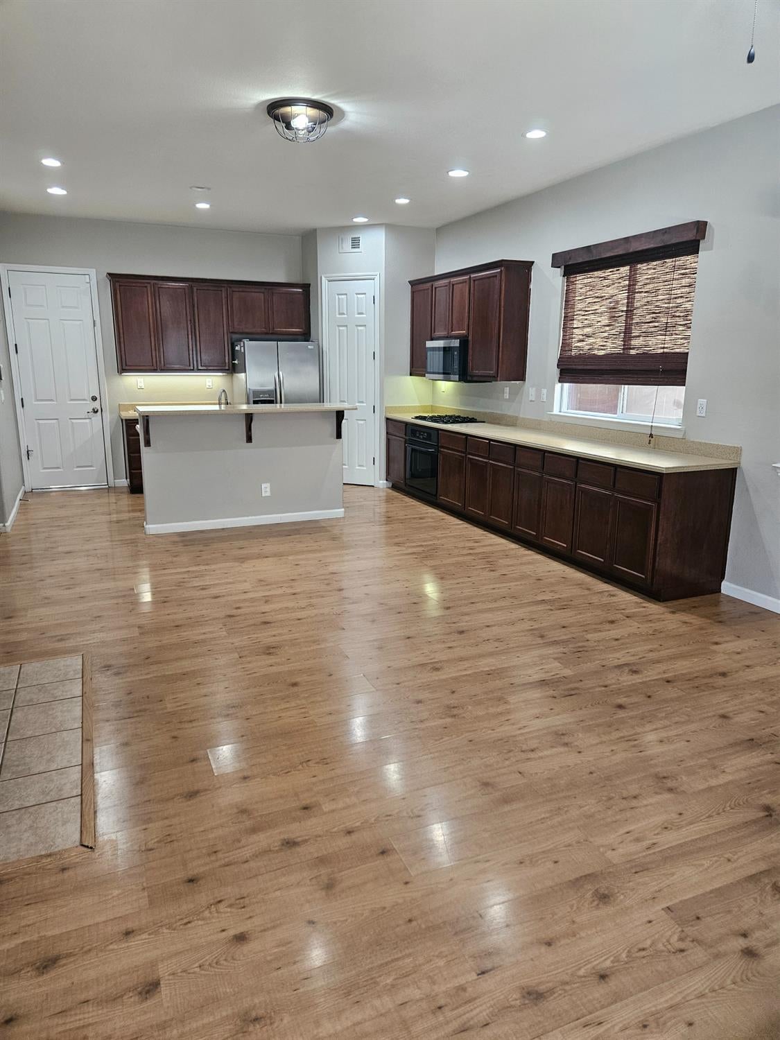 3570 Whispering Oak Drive
