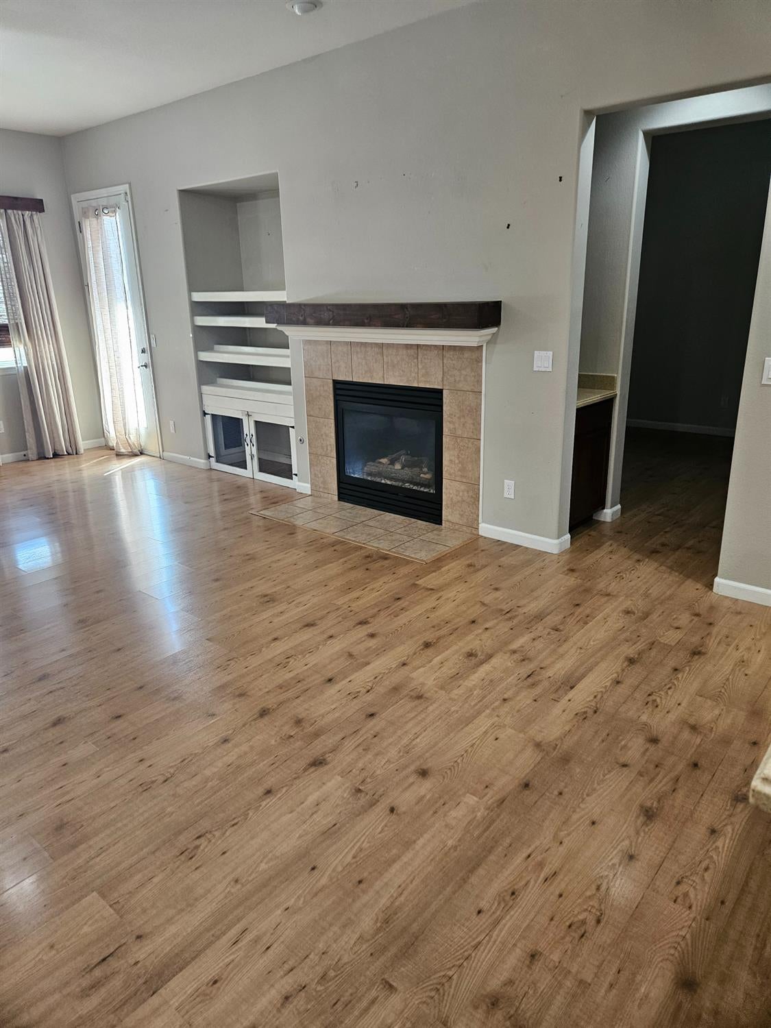 3570 Whispering Oak Drive