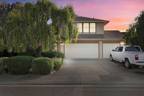 1060 Match Point Place Tracy CA 95376