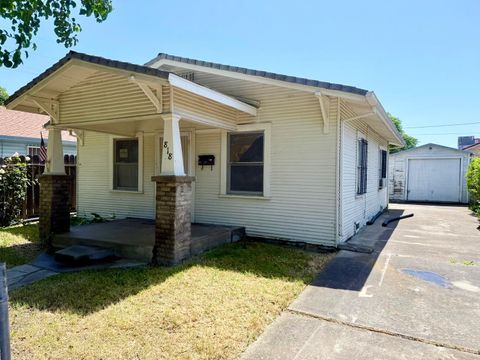 MLS: 225051242