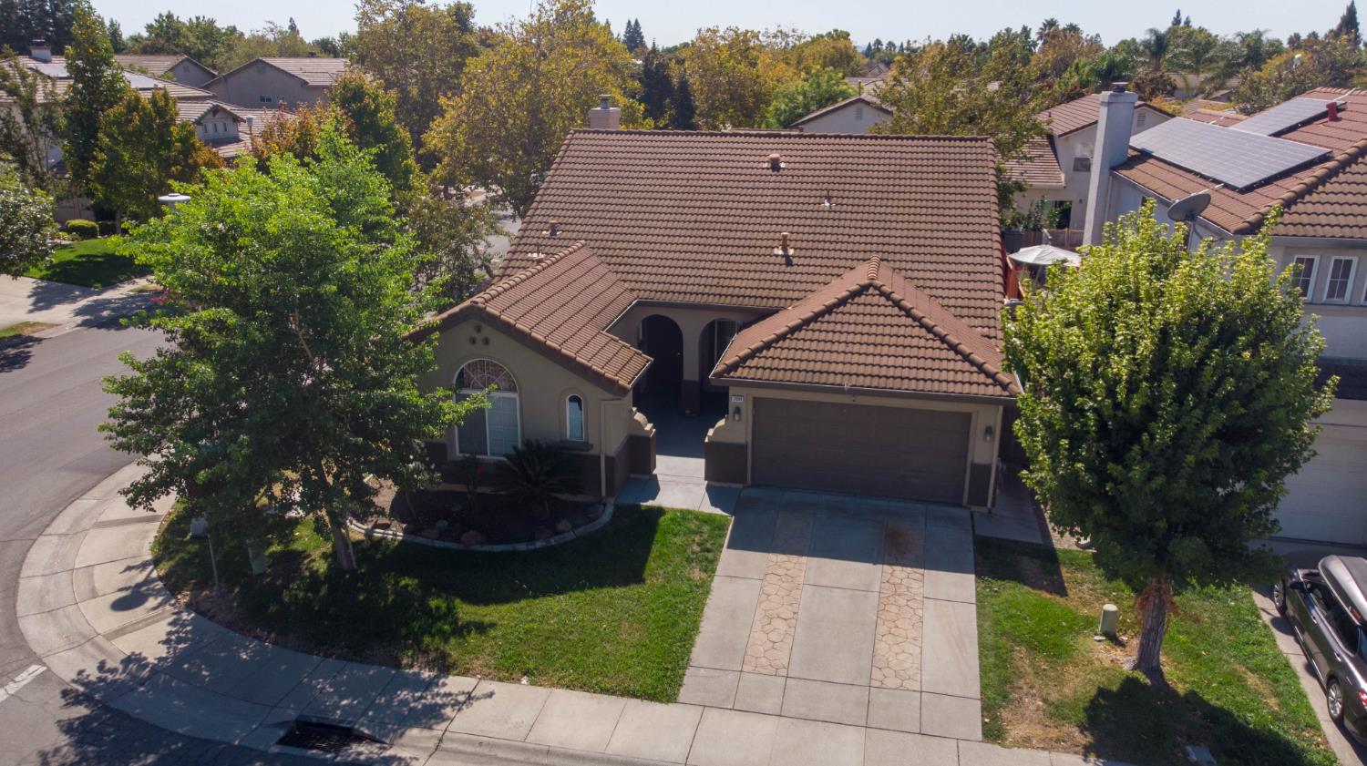 2000 Blackridge Avenue