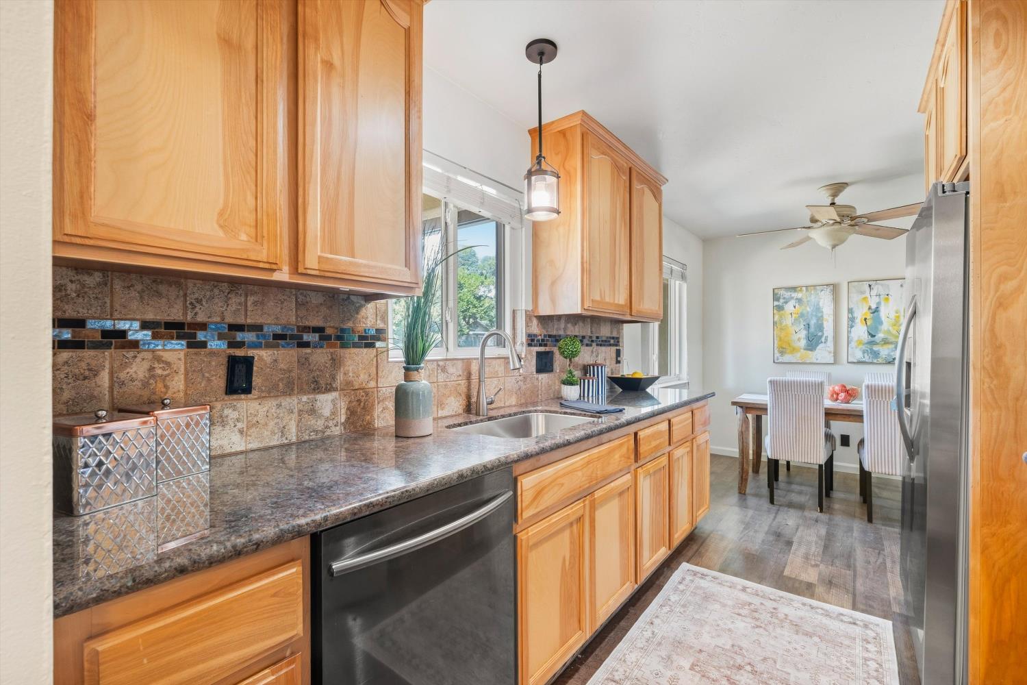 5400 Essex Court