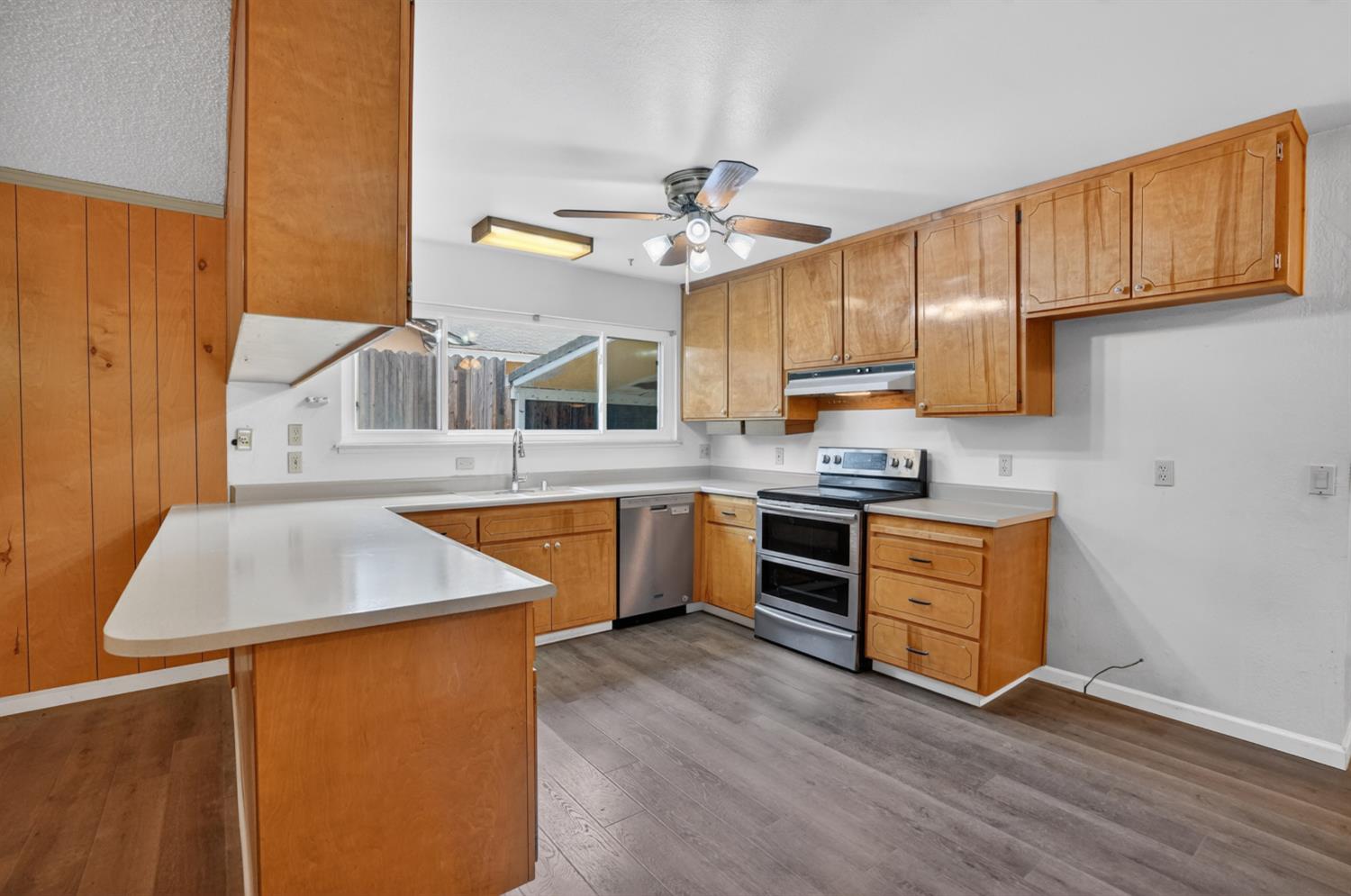 6433 Terra Way