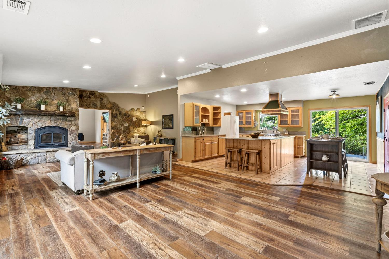 9340 Mosquito Road