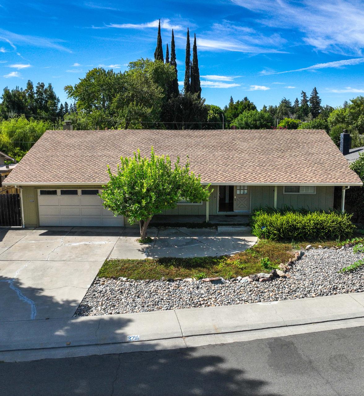 3216 Polk Way