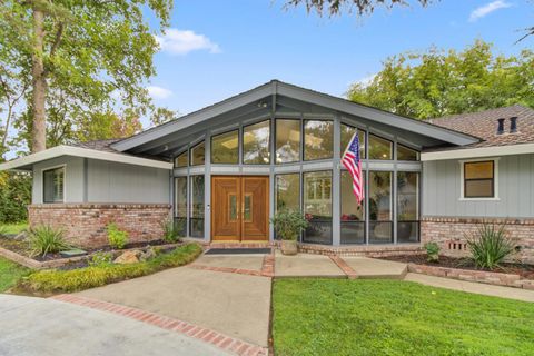 4320 Rand Lane Sacramento CA 95864