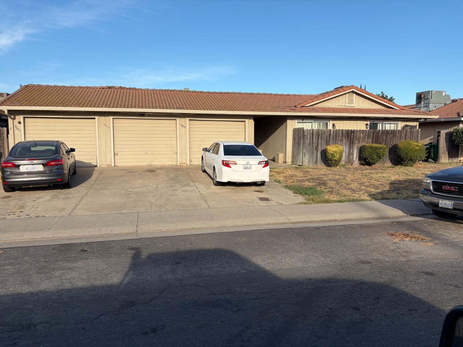 9253 West Lane
